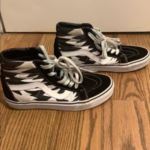 Vans - high tops, zig zag design. Women’s size 7